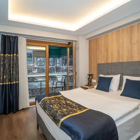 Martin Istanbul