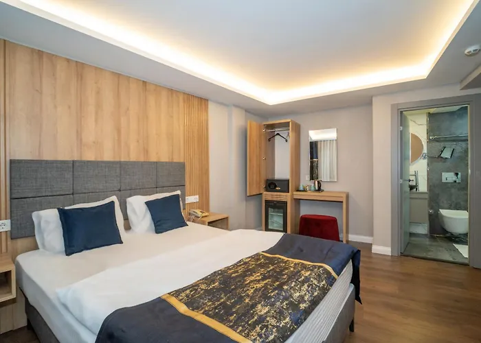 Martin 4* Стамбул