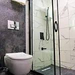 Martin Aparthotel 3*