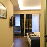 Martin Aparthotel